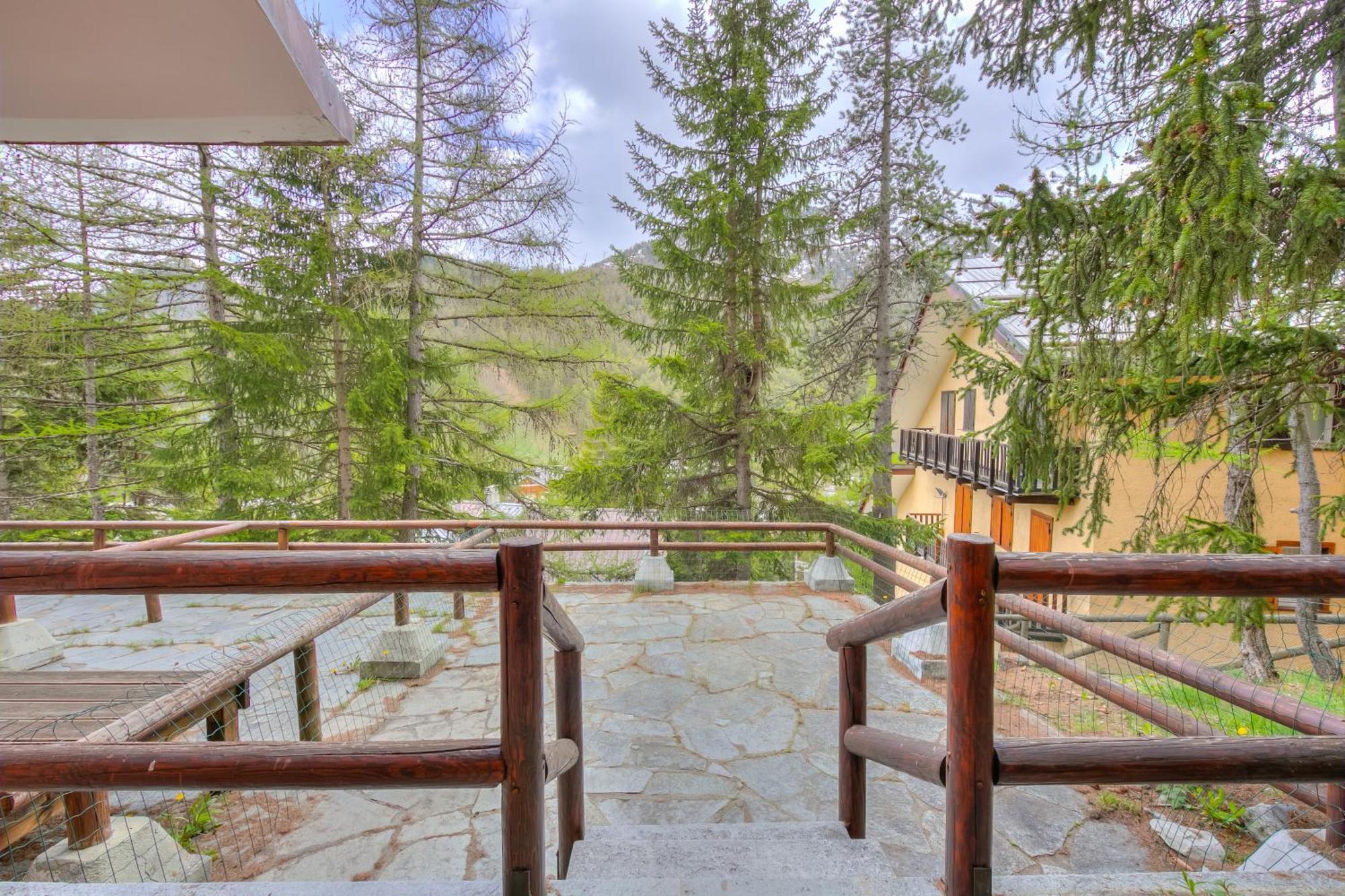 Appartamento La Marmotta Mountain Retreat - Happy Rentals Claviere Esterno foto
